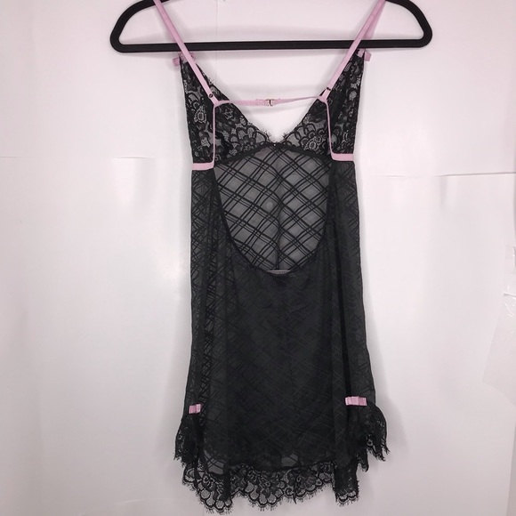 Victoria’s Secret | Lingerie With Small Pink Bows - Picture 2 of 7